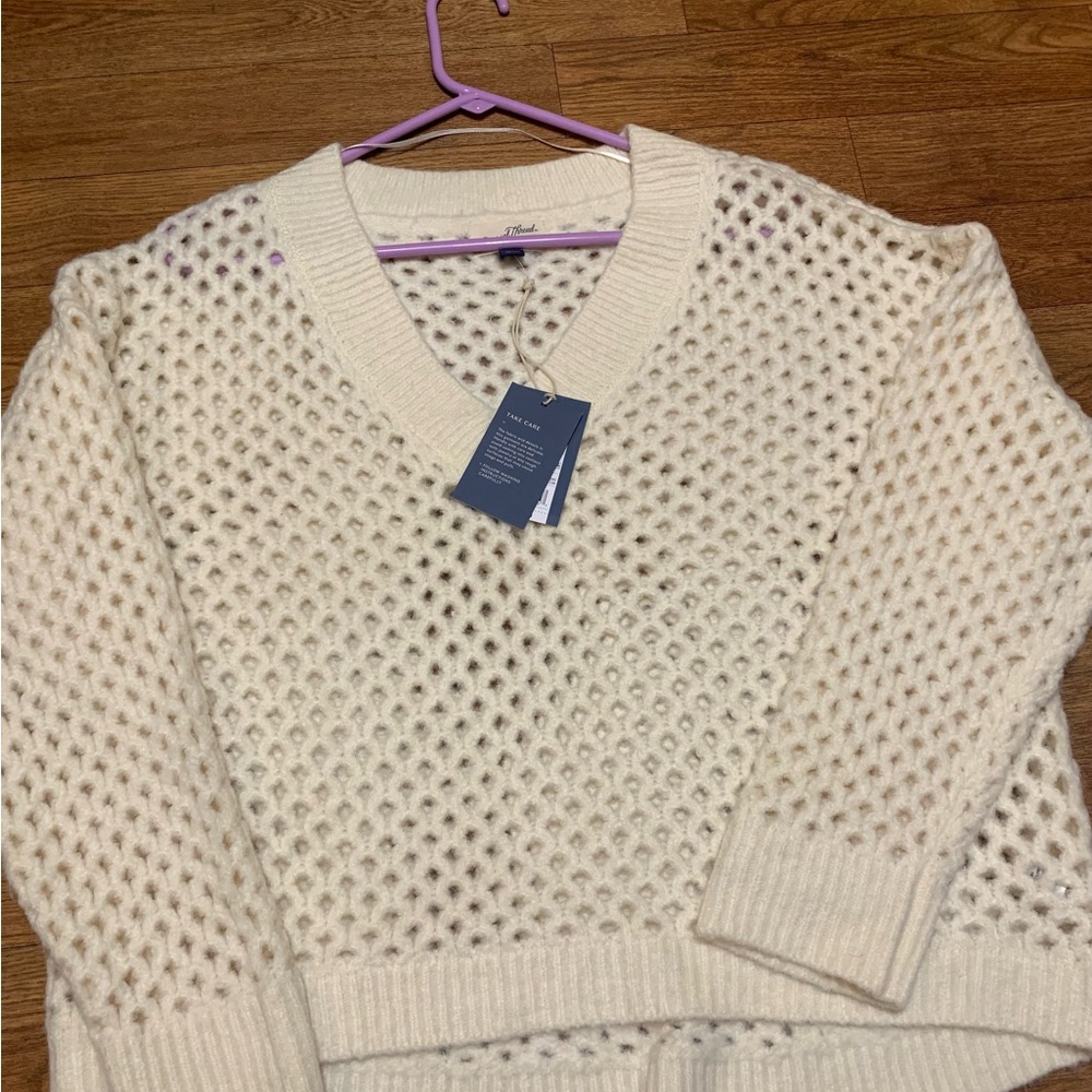 Universal Thread Women's Cream Sweater NWT